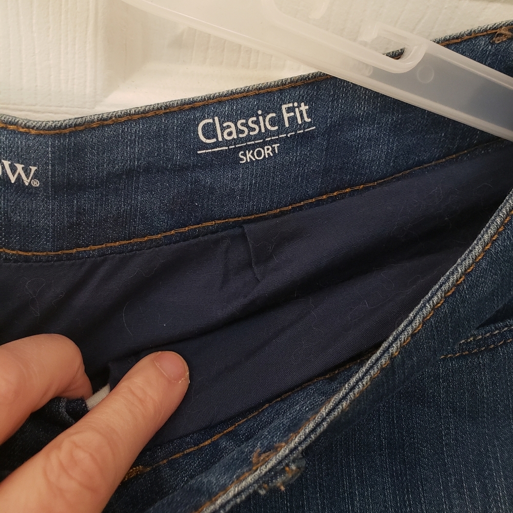 Croft & Barrow, classic fit, stretch skort, denim skort, size 10 - Picture 6 of 15